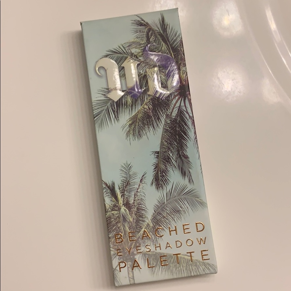 Urban Decay Beached Eyeshadow Palette